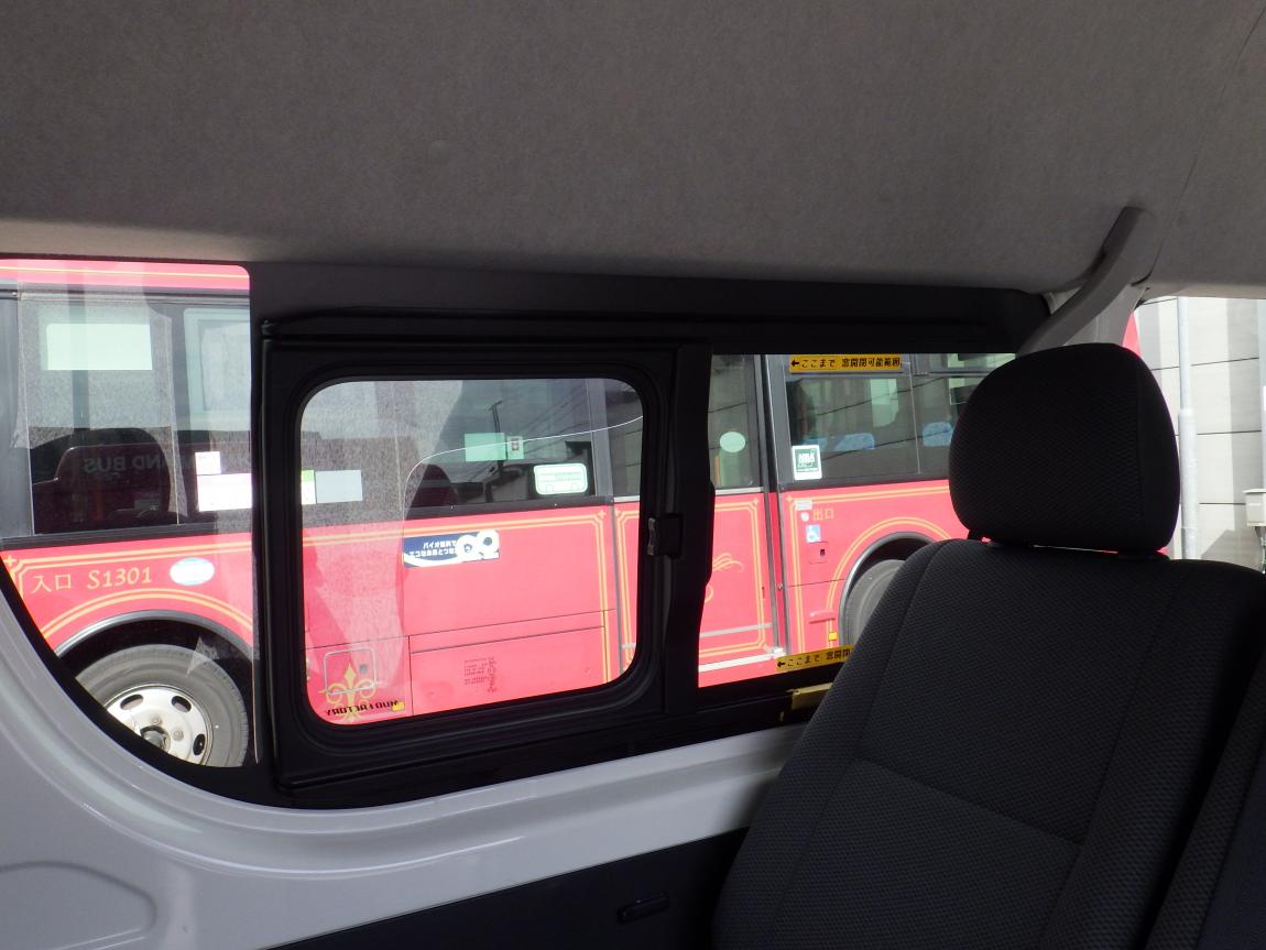 車両内部（窓）