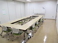 活動フロアー小1
