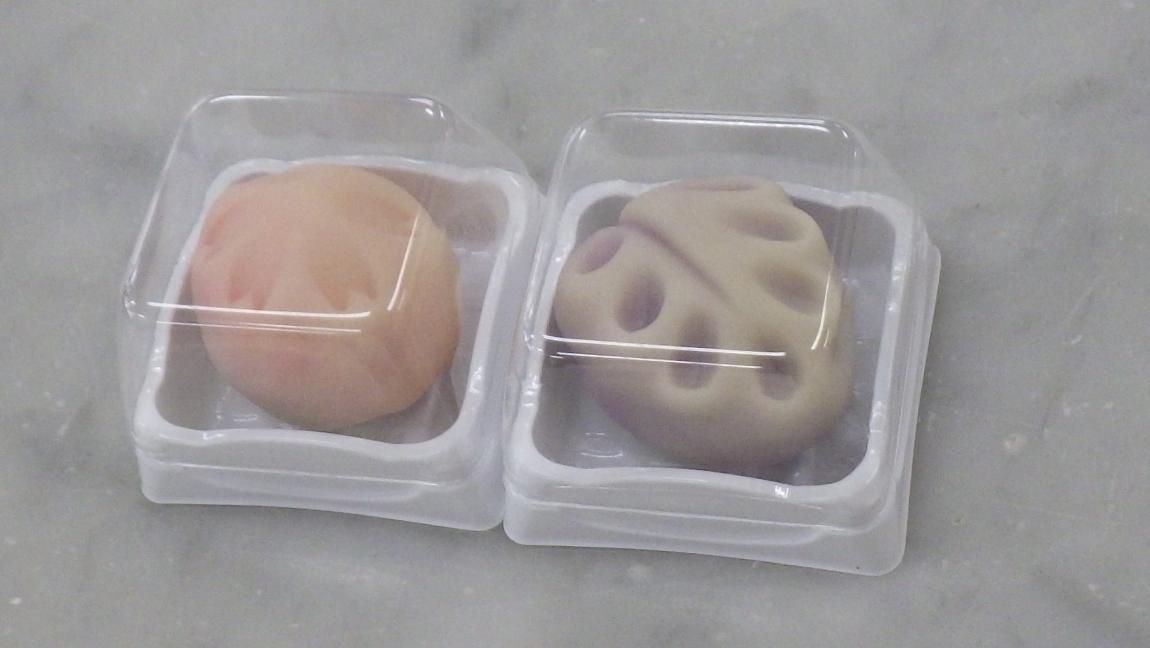 日本菓子専門学校講座3「完成した練り切りの写真」