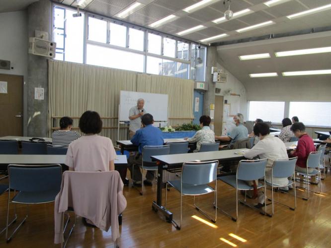 庭づくり講習会の様子