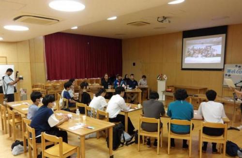 会場(烏山北小学校)