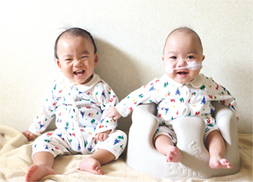 医療的ケア児とその家族の写真
