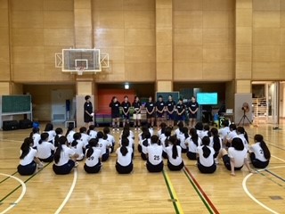 田園調布学園中等部集合写真