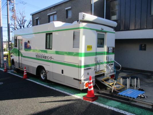 検診車