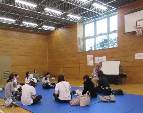 赤ちゃんひろば