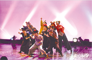 過去の下北沢演劇祭の様子の写真