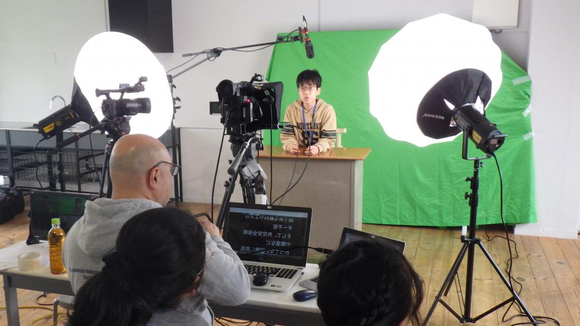 プロンプターは難しい?!