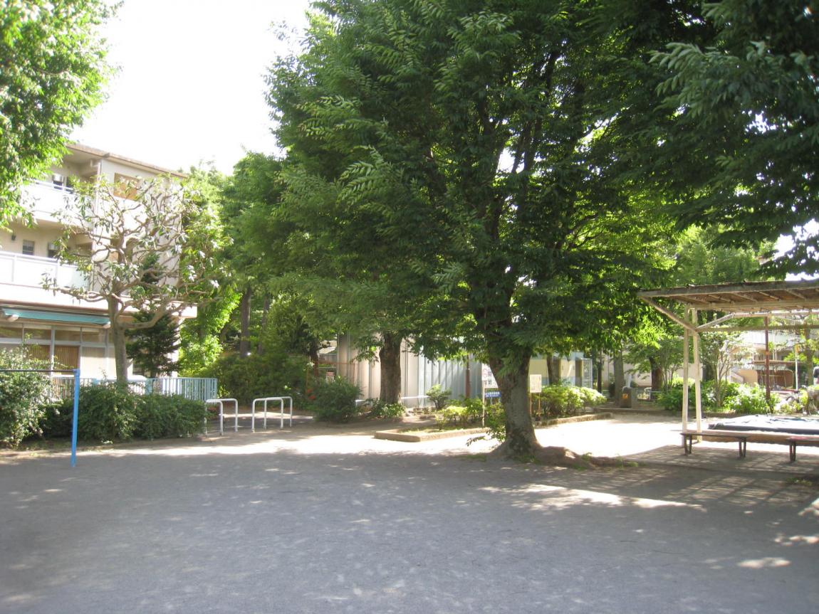 八幡山三丁目公園１