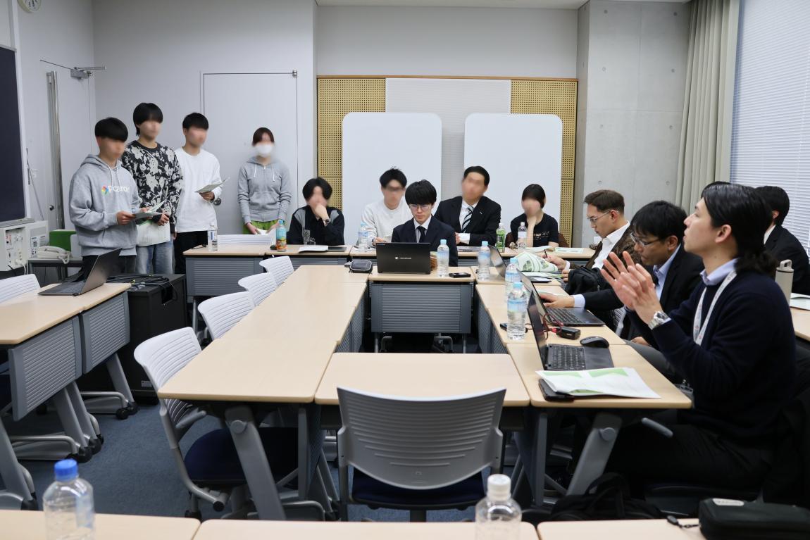 成城大学山本ゼミ 報告会1