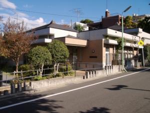 岡本地区会館外観