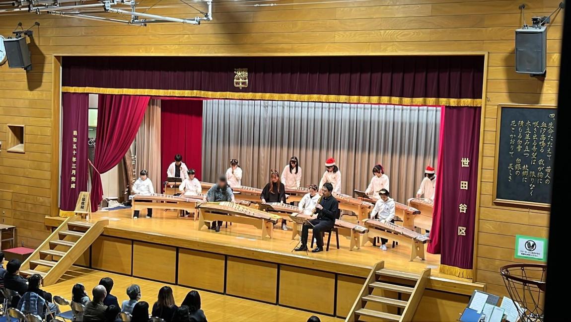 和楽器奏者の演奏