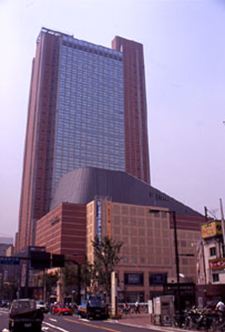 キャロットタワー外観