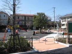 等々力五丁目はなみずき公園