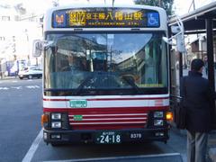 経02系統の小田急バスの車両